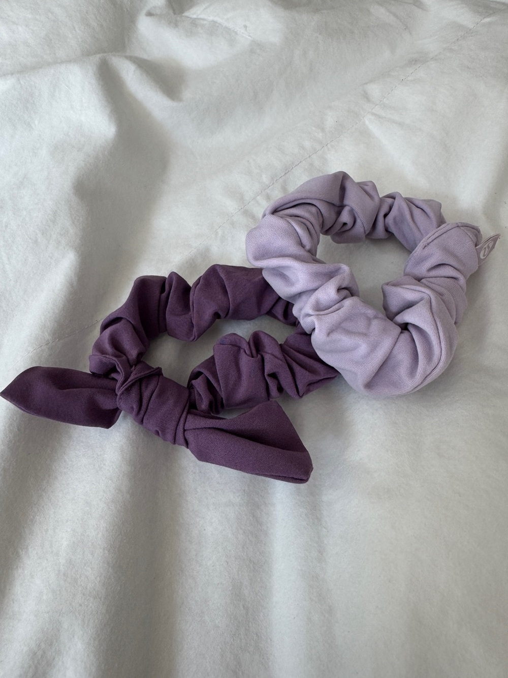 Lululemon uplift scrunchie